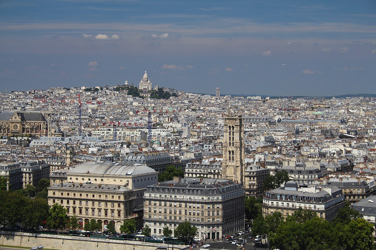 Montmartre, Paris — the hilltop village within the city