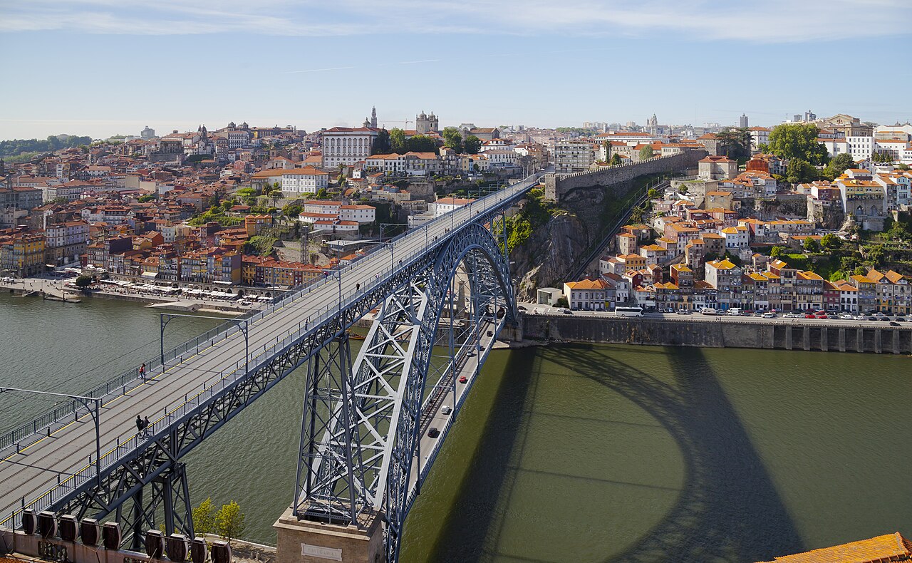 Porto's Ribeira district and the Douro River at dusk